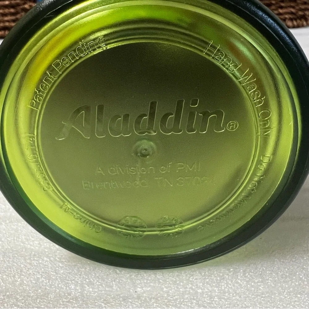 Aladdin Salad & Go Insulated Container 25 Ounce With Box Never Used 2006